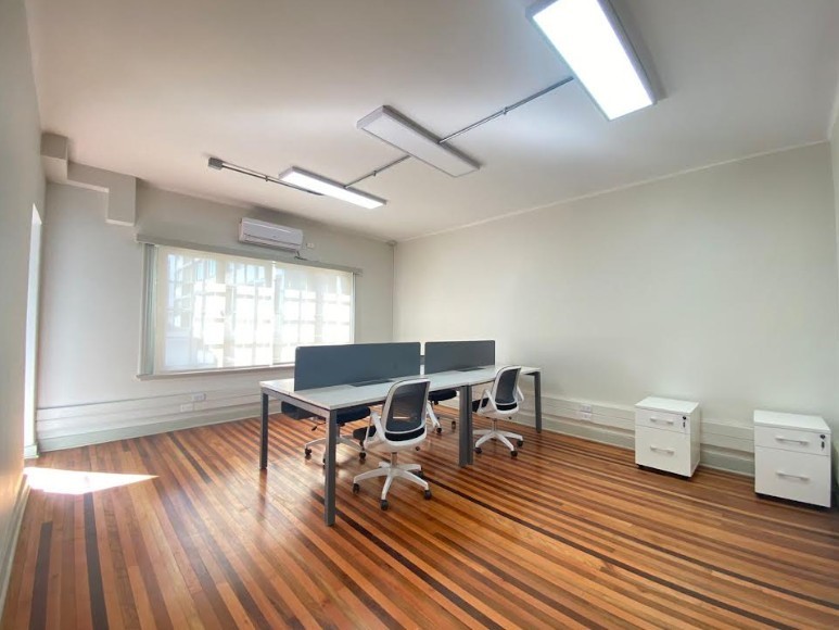 Arriendo Casa Comercial Metro Ines de Suarez