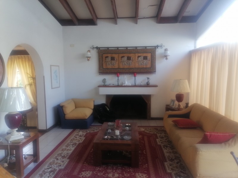 Venta Casa Con Amplio Terreno Sector Santa Irene de Lo Cañas