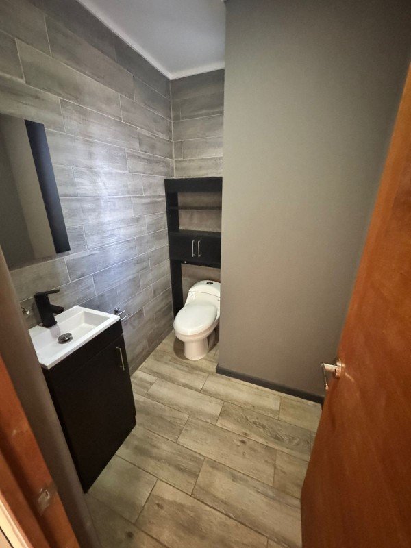 Venta de Hermosa Casa en Condominio Santa Emilia