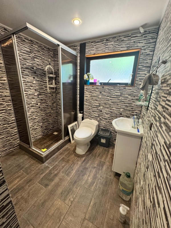 Venta de Gran Casa en Lago Vichuquén, Sector Aquelarre