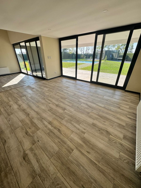 Venta de Hermosa Casa en Condominio Santa Emilia
