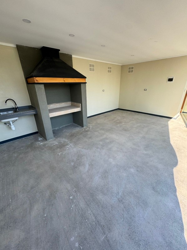 Venta de Hermosa Casa en Condominio Santa Emilia