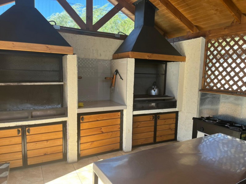 Vende Parcela Con Centro de Eventos en los Laureles