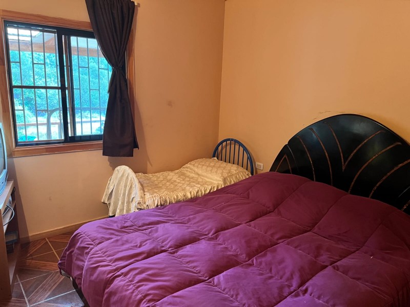 Vende Parcela Con Hermosas Casas