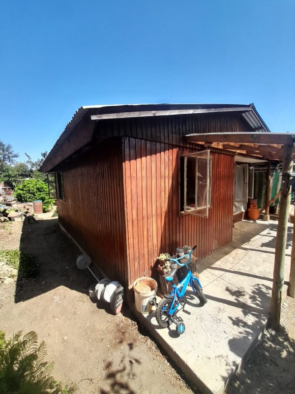 Vende Propiedad Con 2 Casas Centro de Limache