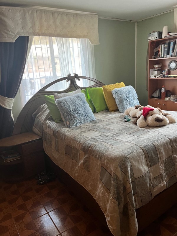 Vende Parcela Con Hermosas Casas