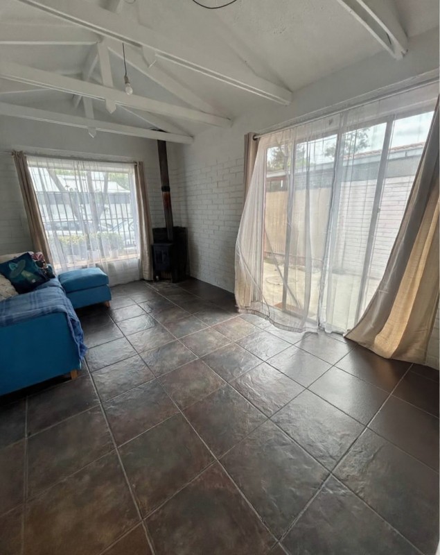 Casa en Venta A 1 Cuadra de Centro Comercial de Belloto