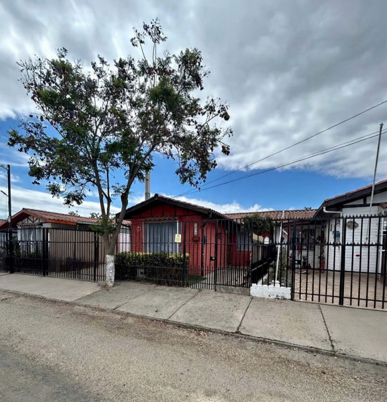 Casa en Venta A 1 Cuadra de Centro Comercial de Belloto