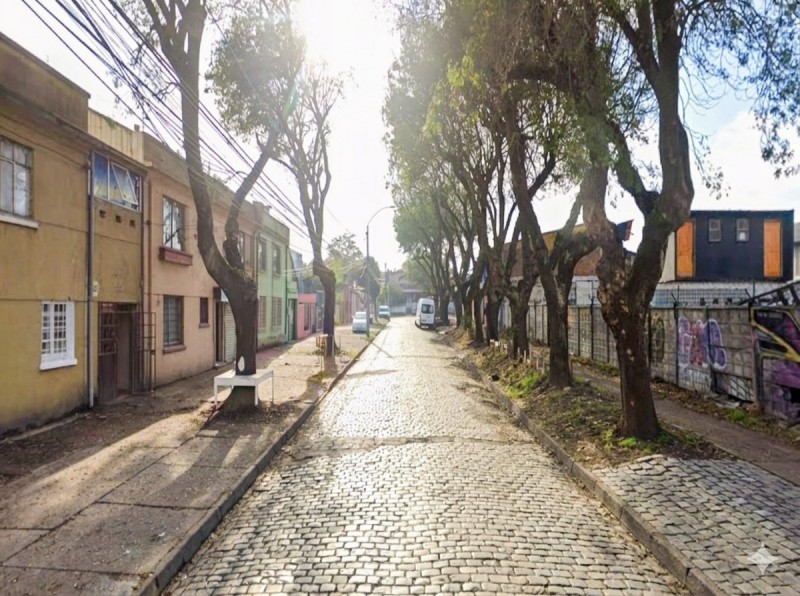 Fotografía de Emplazado en Calle Brasil, 4 Cuartos 2 Baños, Sin Gs Comunes