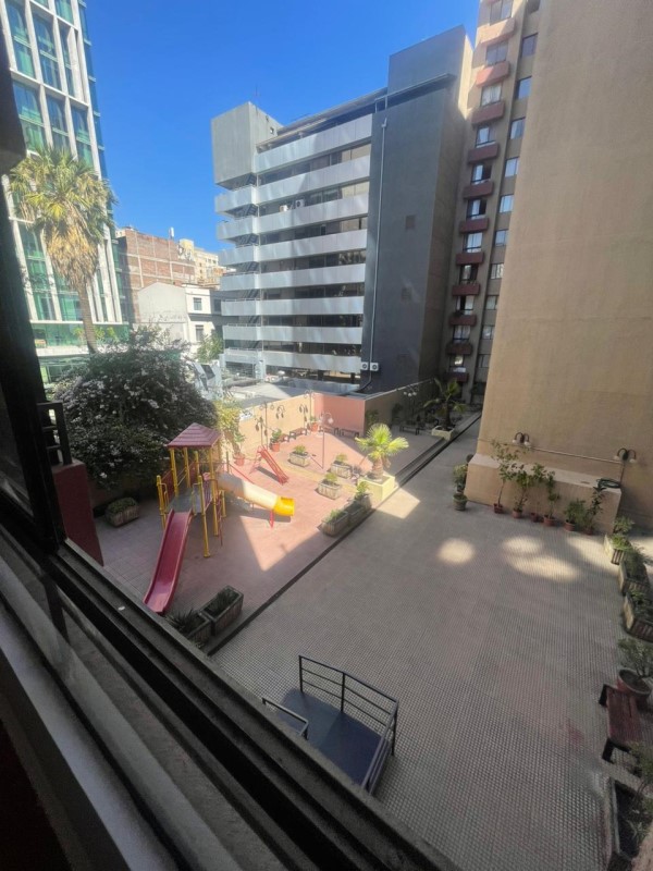 Se Arrienda Dp 1D/1B Huérfanos Metro Sta Ana