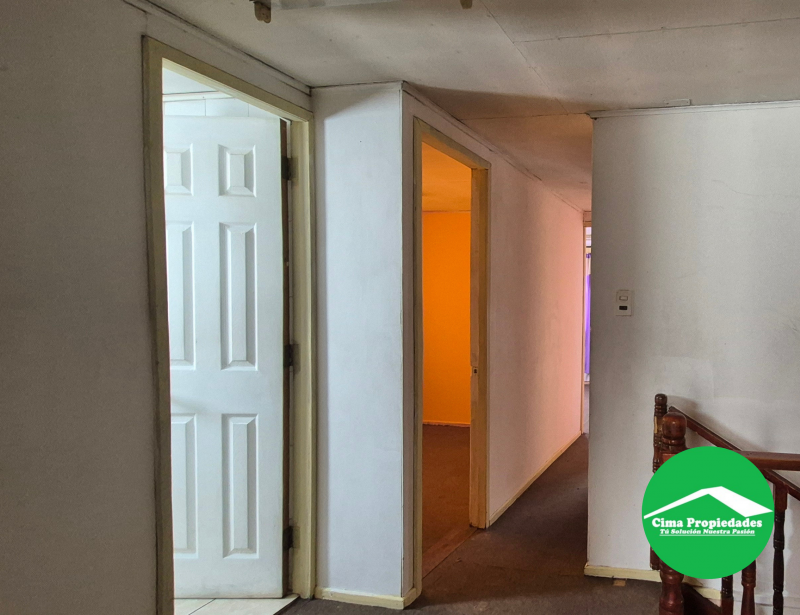 Gran Casa en Coronel, Salvador Allende, 7 Dormitorios 2 Baño