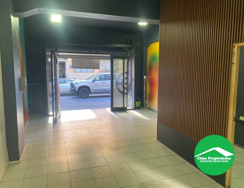 Local Comercial Serrano Con Barros 40 M2 Planta Libre