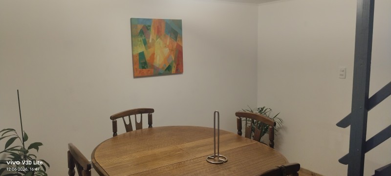 Casa Esquina Con 6 Dormitorios