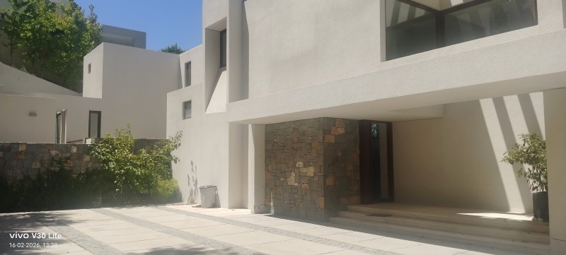 Diseñada Por Prestigiosa Arquitectura