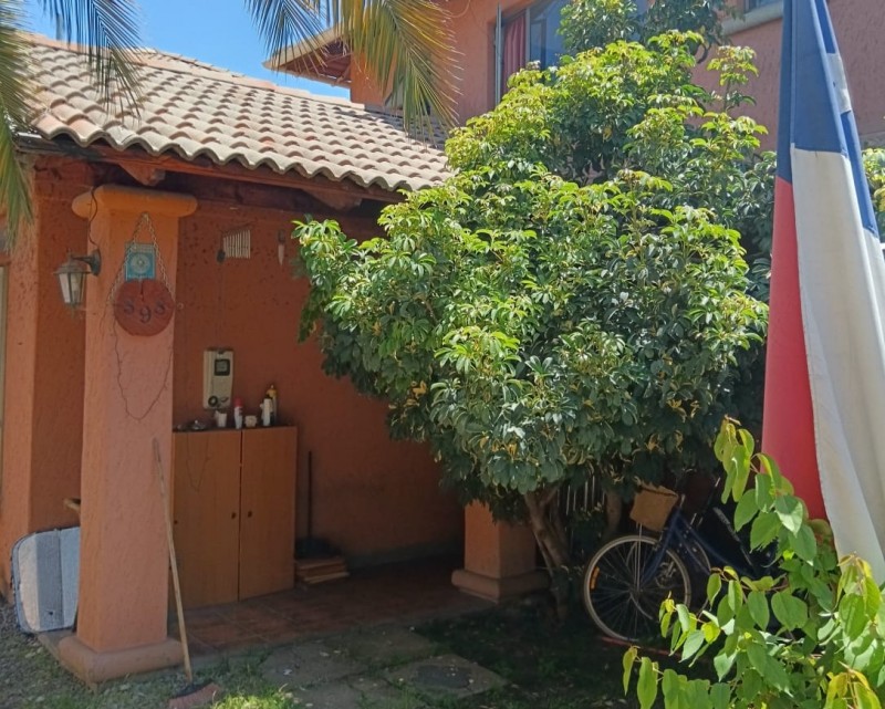 Oportunidad Venta Hermosa Casa Familiar en Machalí
