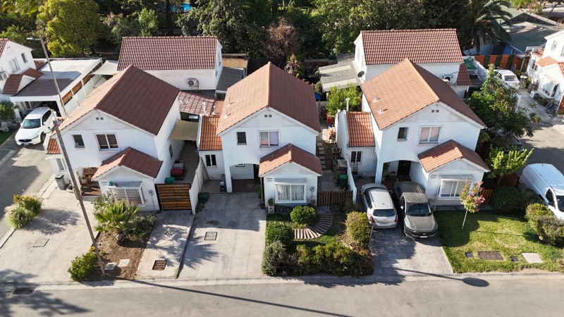 Hermosa Casa en Condominio Privado, San Bernardo