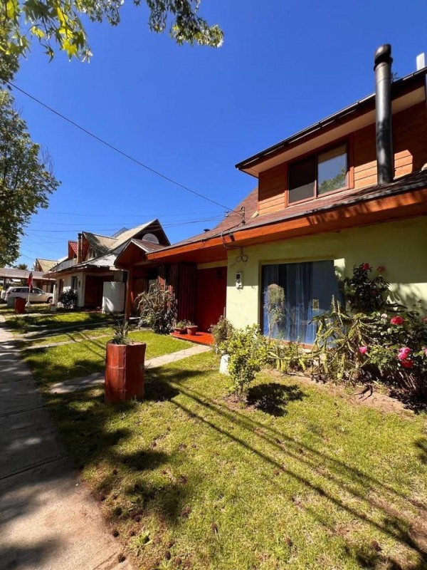 Casa en Exclusivo Sector U Autonoma