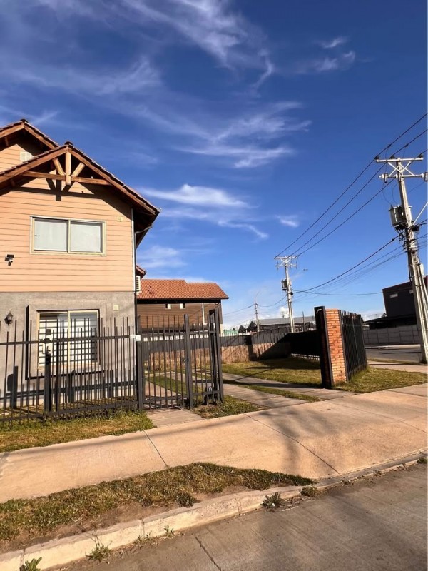 Casa Esquina Hacienda Esmeralda