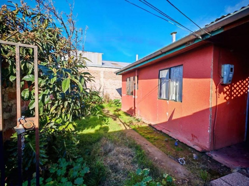 Casa Con Mucho Terreno para Inversión 8 Sur Cerca de Inacap
