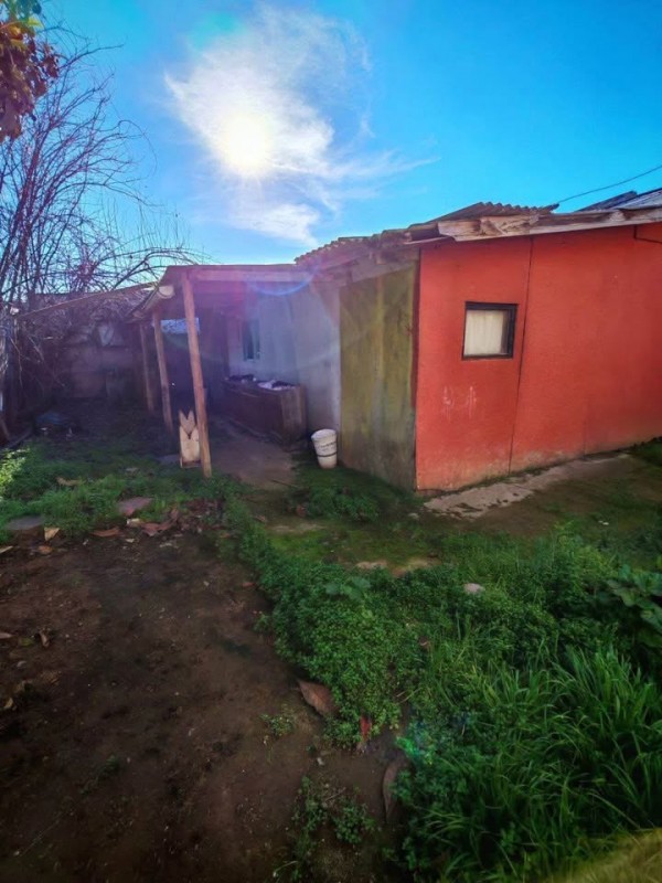Casa Con Mucho Terreno para Inversión 8 Sur Cerca de Inacap