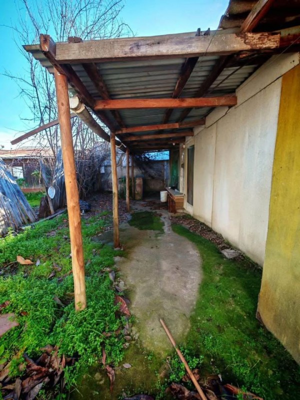 Casa Con Mucho Terreno para Inversión 8 Sur Cerca de Inacap