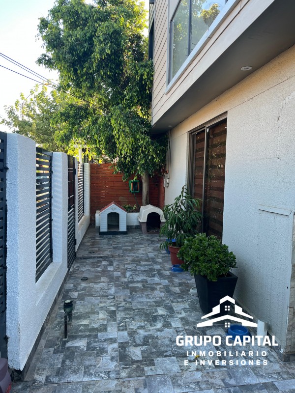 Casa 3D/2B Con Patio y Excelente Conectividad