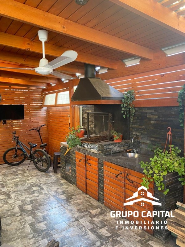 Casa 3D/2B Con Patio y Excelente Conectividad
