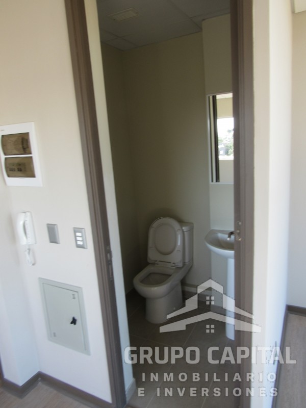 Arriendo Oficinas y Locales Comerciales Centro de Quillota.