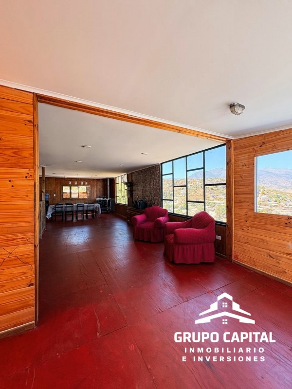 Terreno Con 2 Casas y Piscina en Olmué