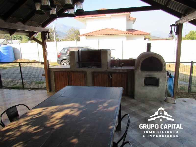 Casa Con Piscina + Cervecería Equipada | 1.070 M² en Limache
