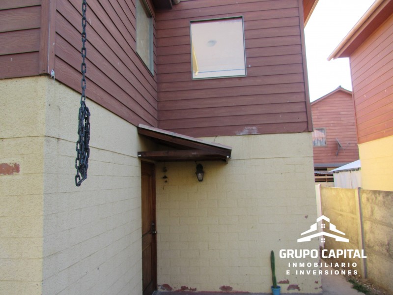 Casa 3D en Villa las Viñas, Excelente Ubicación