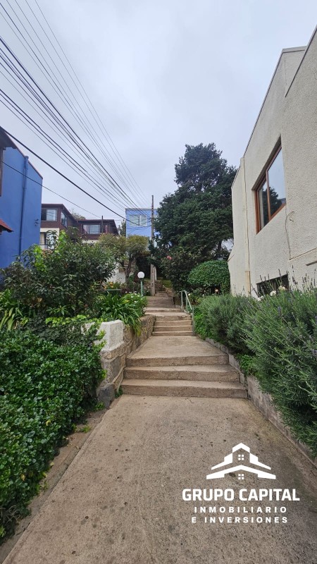 Casa Amplia en Condominio – Chorrillos, Viña