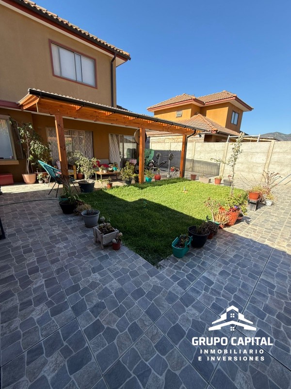 Casa 4D en Condominio Exclusivo la Cruz
