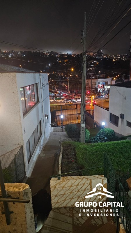 Casa Amplia en Condominio – Chorrillos, Viña