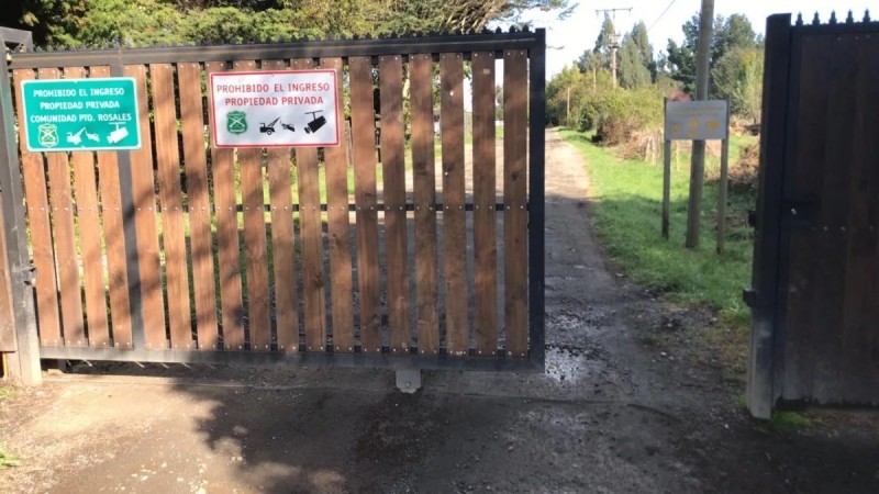 Espectacular Parcela Con Acceso Al Lago y Bahía.-