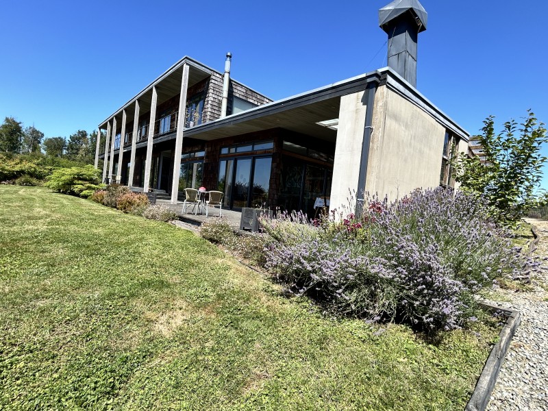 Terreno Con 2 Casas en Exclusivo Condominio de Puerto Varas