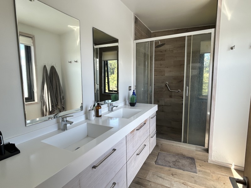 Terreno Con 2 Casas en Exclusivo Condominio de Puerto Varas