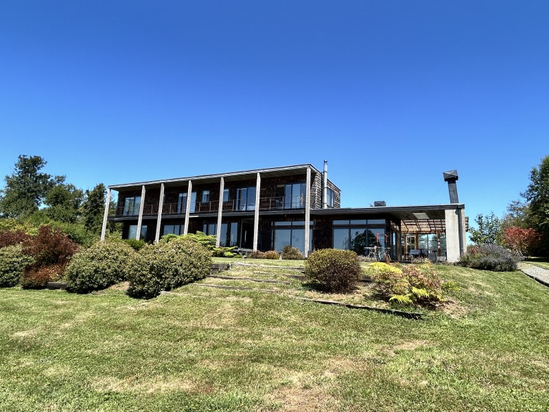 Terreno Con 2 Casas en Exclusivo Condominio de Puerto Varas