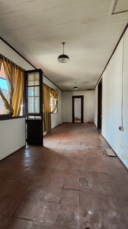 Terreno Urbano 1637 M2 en Calle Principal de Linares