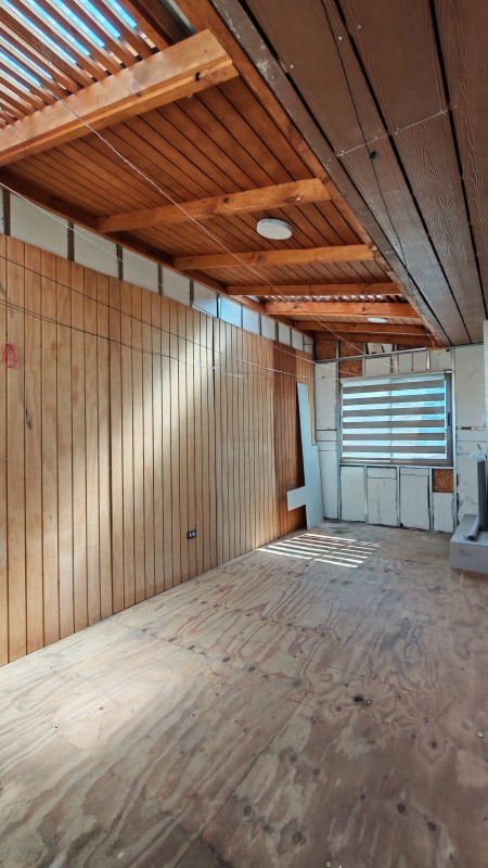 Moderna Casa Con Gran Presencia y Excelente Potencial