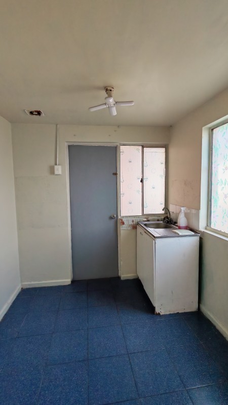 en Santa Ana de Queri, Amplio Patio-Excelente Potencial