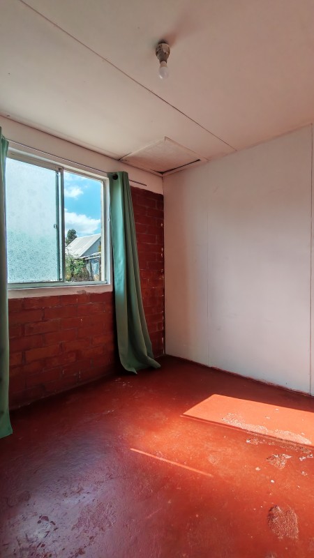 en Santa Ana de Queri, Amplio Patio-Excelente Potencial