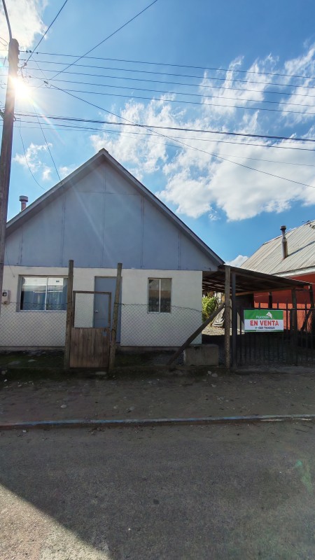 en Santa Ana de Queri, Amplio Patio-Excelente Potencial