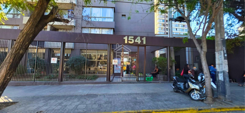 ¡oportunidad en Independencia! Dpto 1D+1B,metro Hospitales.