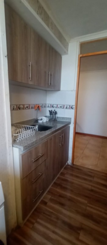 Arriendo Departamento Amoblado Cercano A Cugat de Baquedano