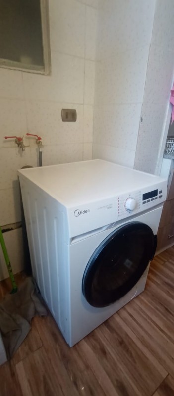 Arriendo Departamento Amoblado Cercano A Cugat de Baquedano