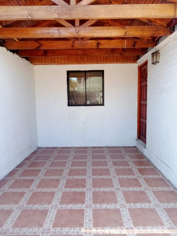 Vendo Comoda Casa Familiar en Villa Alameda