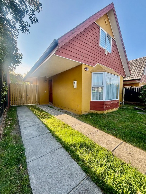 Se Arrienda Amplia y Acogedora Casa en Valle Volcanes 3D-3B