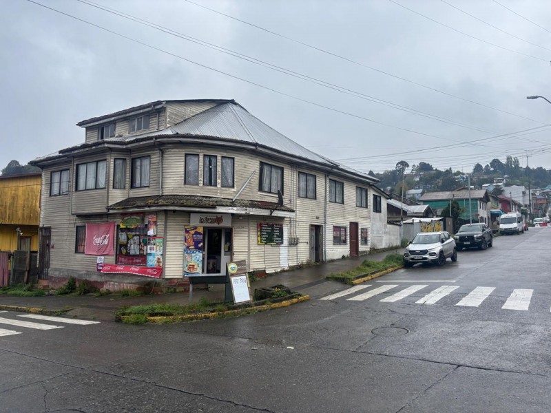 ? Se Vende Propiedad Esquina Linares Con Chorrilo P. Montt