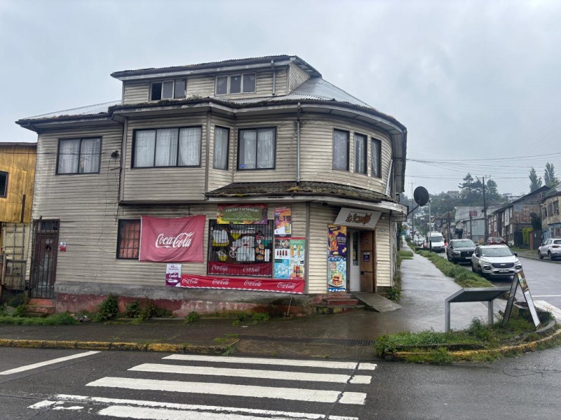? Se Vende Propiedad Esquina Linares Con Chorrilo P. Montt